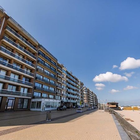 Huswell - Beachfront Apartment In Zeebrugge Buitenkant foto