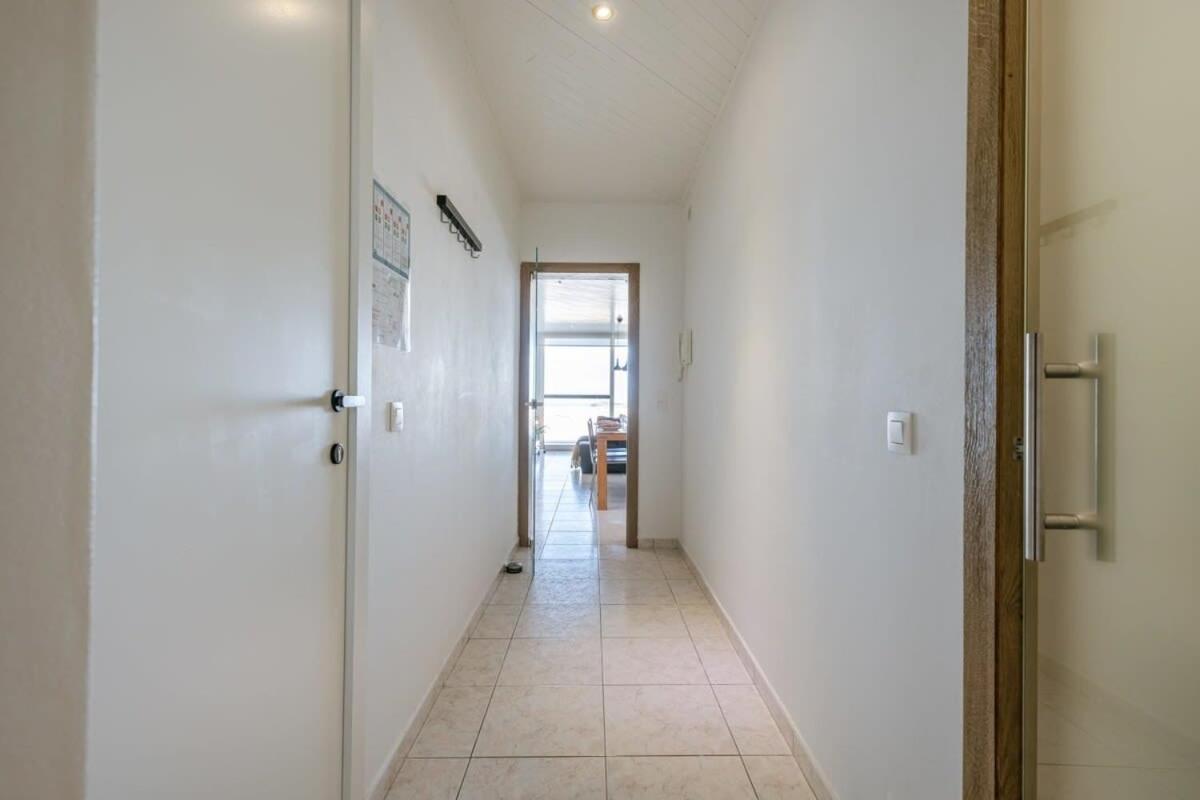 Huswell - Beachfront Apartment In Zeebrugge Buitenkant foto